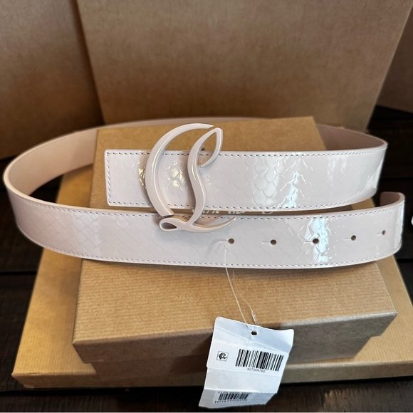 Christian Louboutin Womens Leche CL Logo-Buckle Leather Belt Review